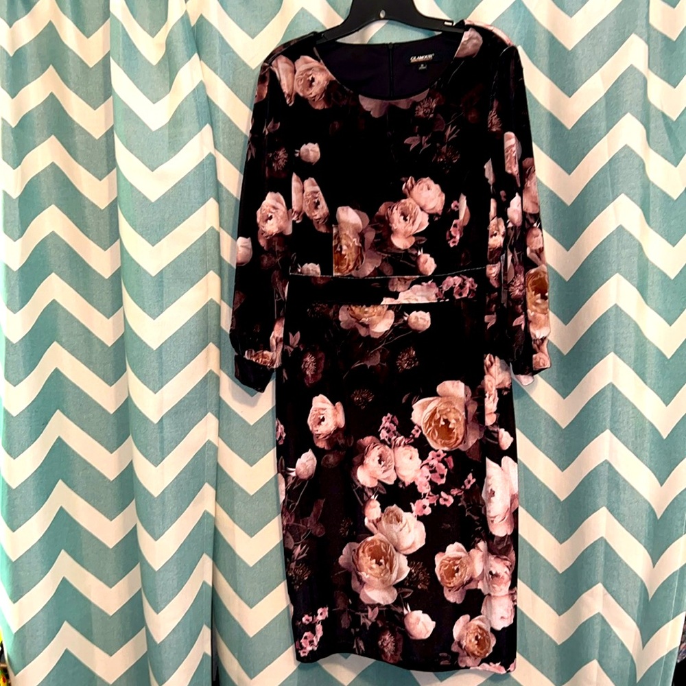 EUC Glamour Chocolate Floral Dress XL